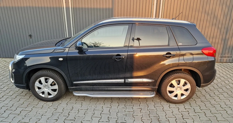 Suzuki Vitara cena 58900 przebieg: 83500, rok produkcji 2016 z Wejherowo małe 407